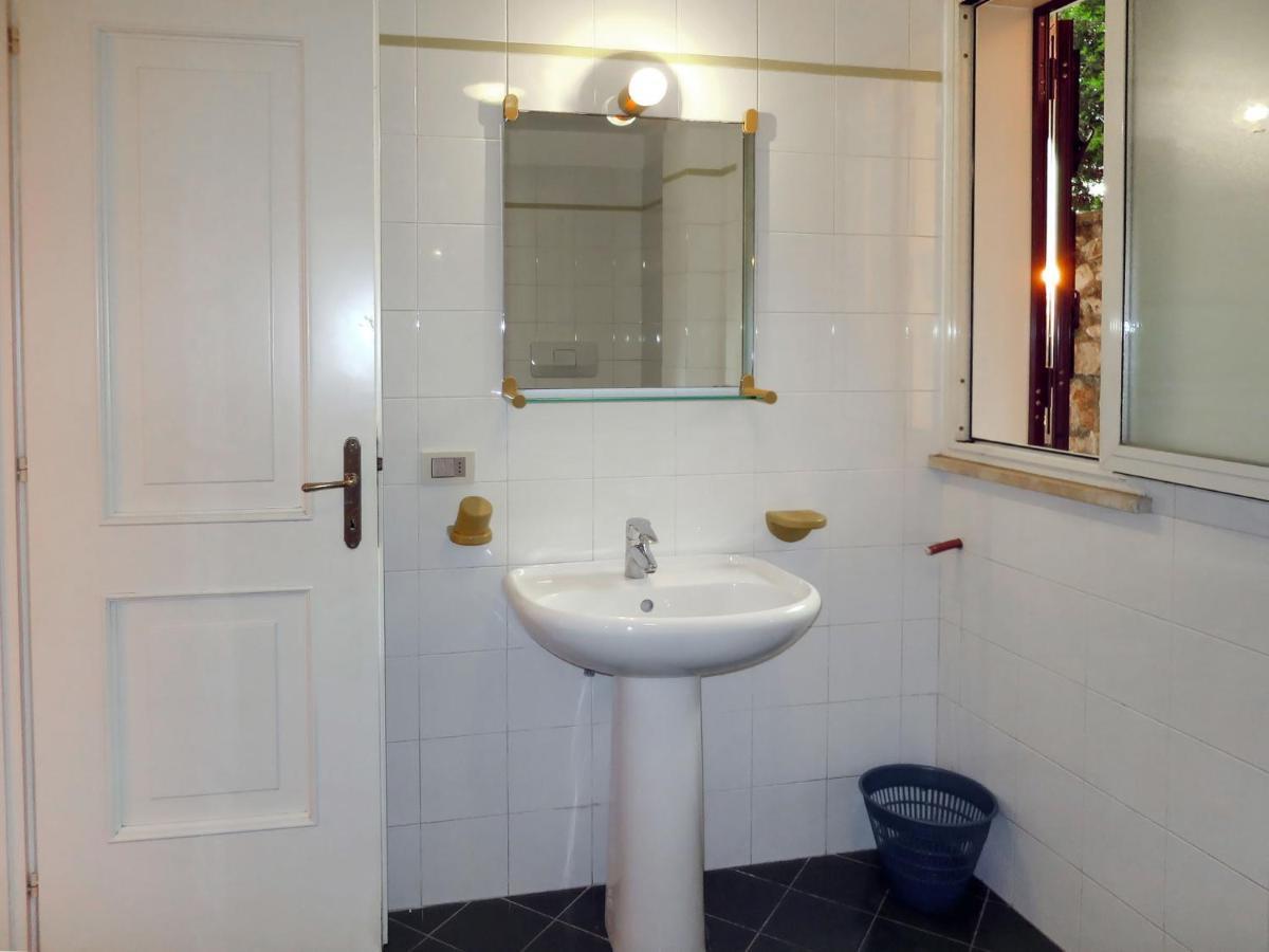 Apartment Costa Di Kair Ed Din-1 By Interhome สแปร์ลองกา ภายนอก รูปภาพ